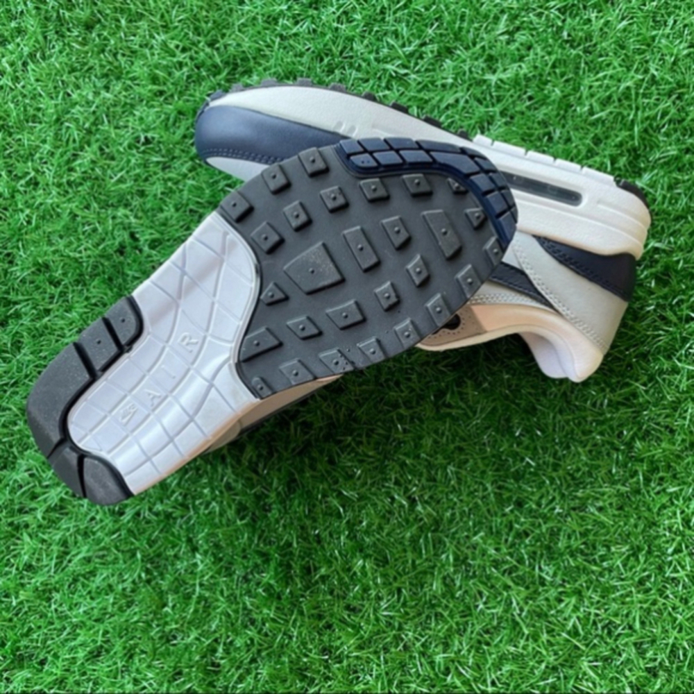 Nike Air Max 1 Lv8 - Picture 2 of 6